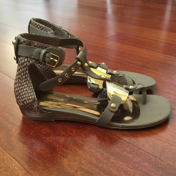 Carlos Sanyana Sandals - Picture 1 of 3