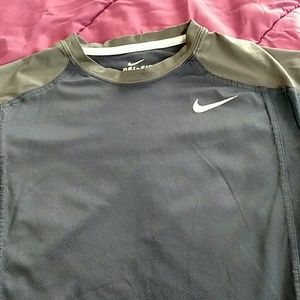 Boys nike dri-fit tee