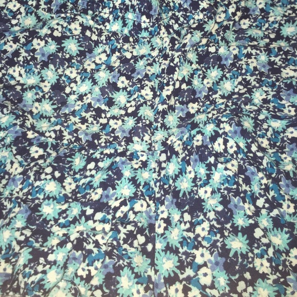 Blue shorts💙 - Picture 3 of 3