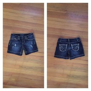 Size 1/2 jean shorts Maurices