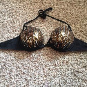 JUST IN GORGEOUS VICTORIAS SECRET SWIM 34DD
