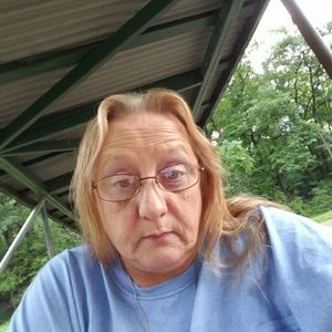 Meet your Posher, Carol