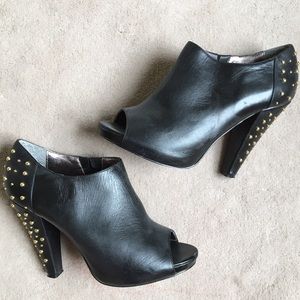 Open toe ankle booties
