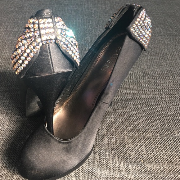 Black Satin Pumps with Crystal Bow
