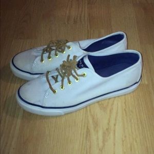 Sperry shoes need gone MAKE OFFER!