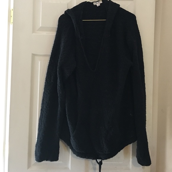 Hoodie black sweater