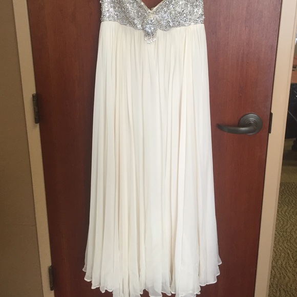 Sequences dress