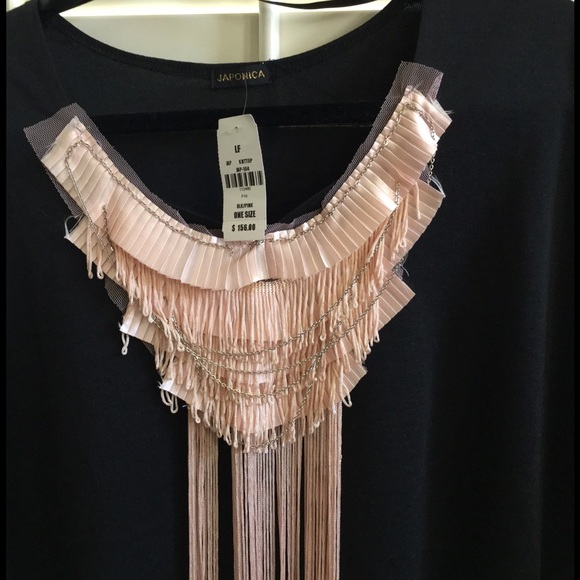 NWT LF STORES Japonica Black Dolman sleeve Top - Picture 2 of 3