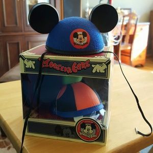 Disney "mini" ears, mickey and goofey