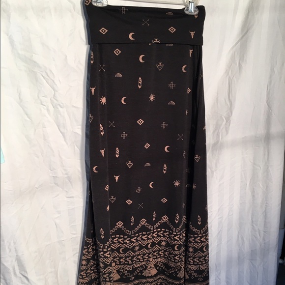 Mossimo maxi skirt