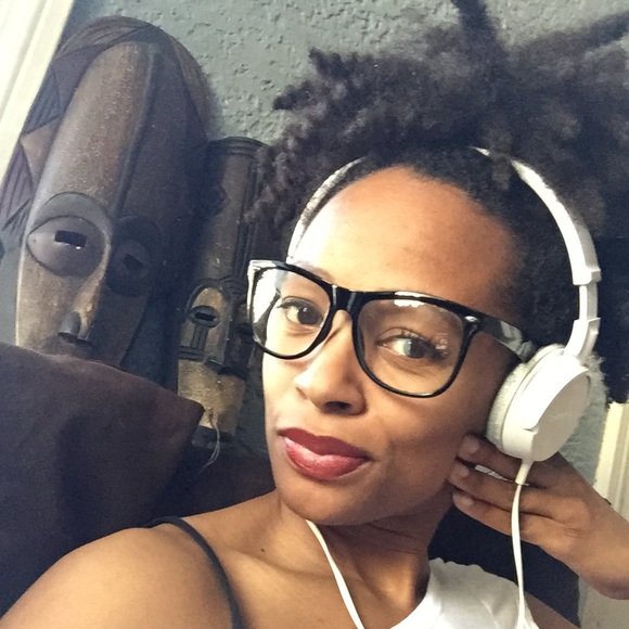 Meet your Posher, Syretta