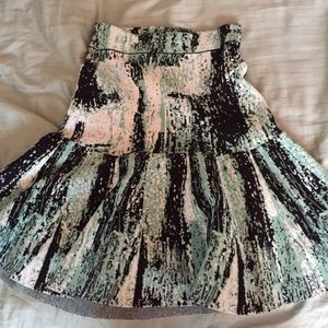 BCBG MaxAzria mini skirt❤️