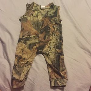 Camo onesie newborn!