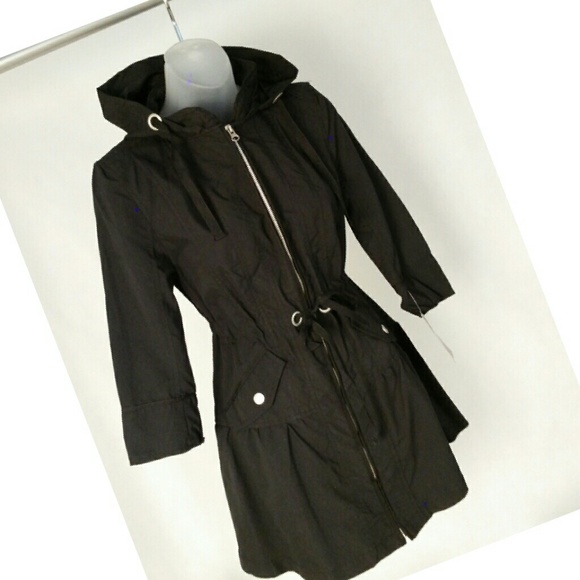 ☔Skirted Anorak Jacket - Picture 3 of 4