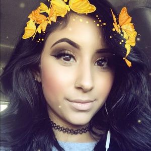 Meet your Posher, Justine