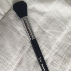 SIGMA small contour brush F05
