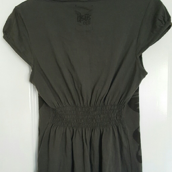 Unique butterfly top with gathered waist - Picture 2 of 3