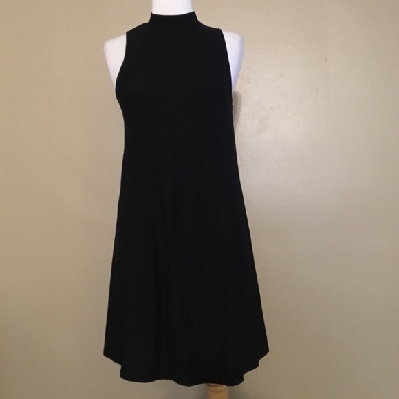Sleeveless Black Dress