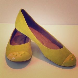 Yellow flats