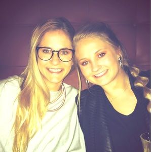 Meet your Posher, Lydia