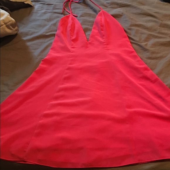 NBD Coral Dress, soooo cute and comfy!