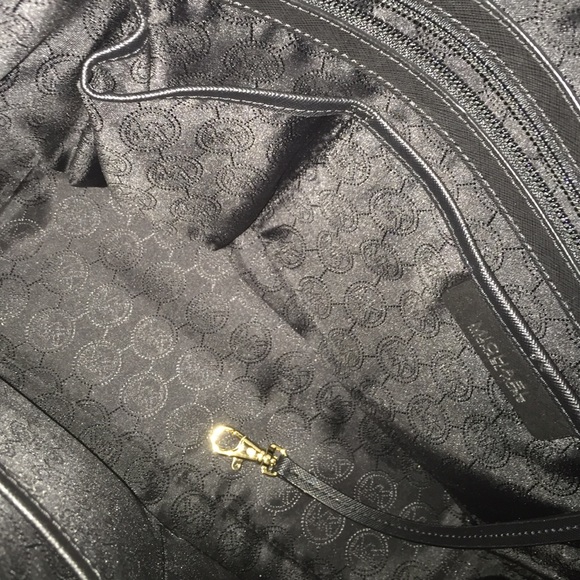 Black Saffiano Leather Michael Kors Tote - Picture 2 of 4