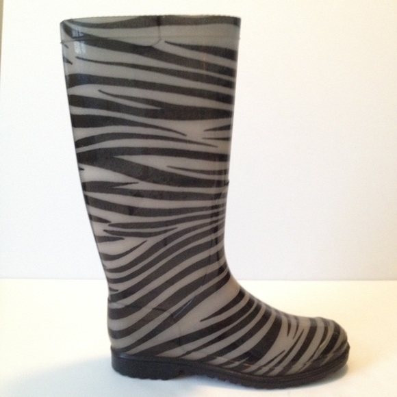 Rain boots - Picture 1 of 1