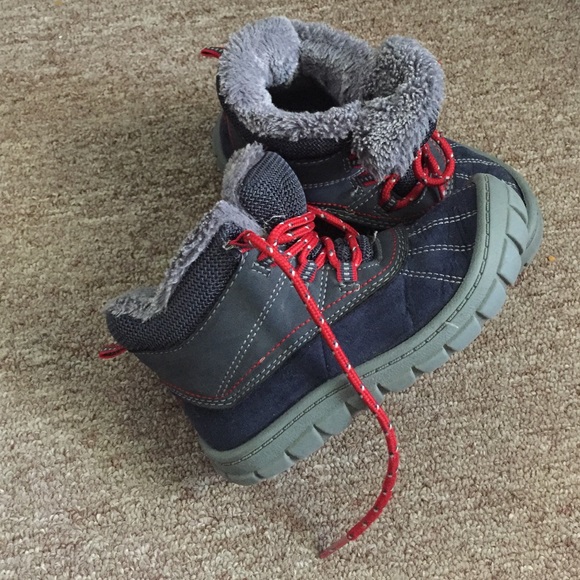 Winter boots for little boys