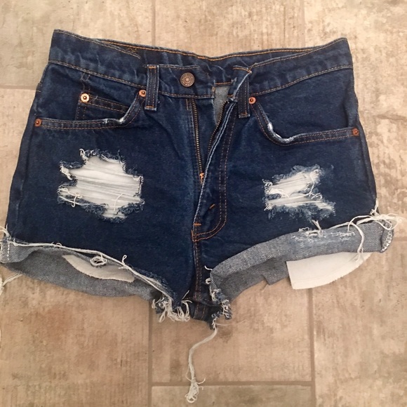 Levi's High waisted jean shorts