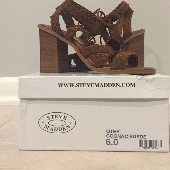 Steve Madden QTEE Cognac Suede block sandals - Picture 2 of 4