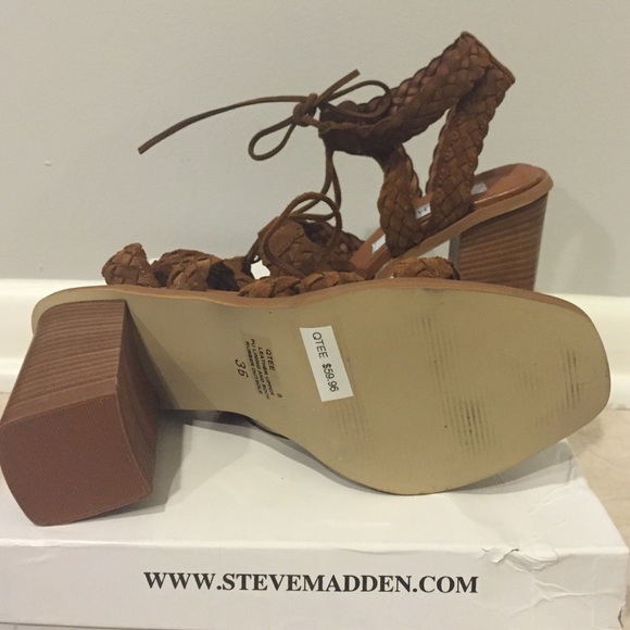 Steve Madden QTEE Cognac Suede block sandals - Picture 3 of 4