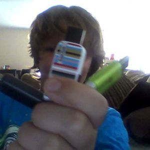 Meet your Posher, Maxwell