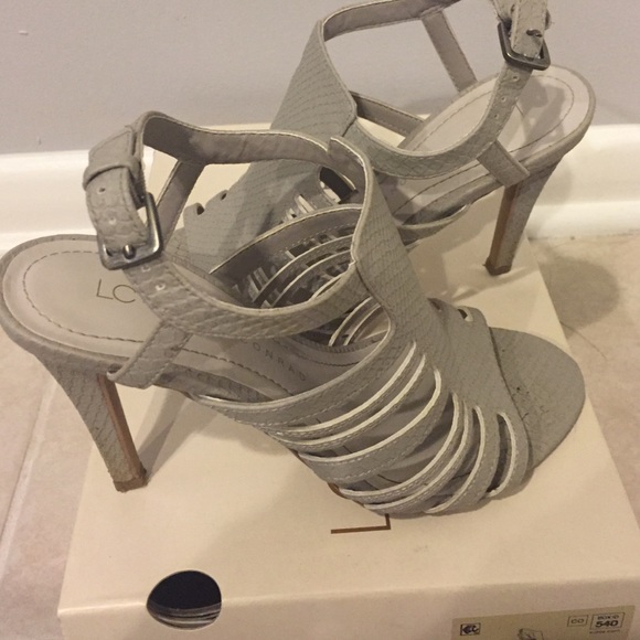 LC "Lauren Conrad" Light Gray Summer Sandals - Picture 2 of 3