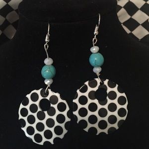 Retro dangle earrings with natural turquoise