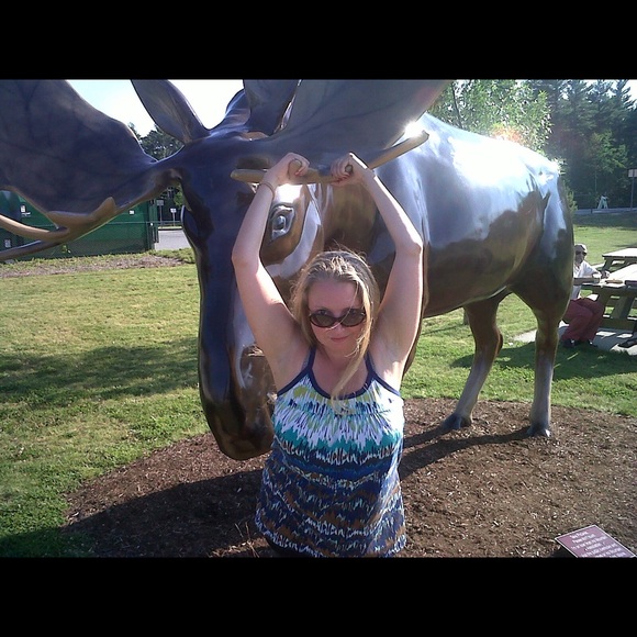 Meet your Posher, Meg - Picture 2 of 4