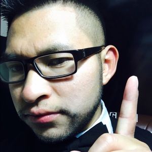 Meet your Posher, Marcos