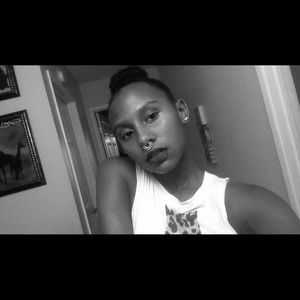 Meet your Posher, Maile