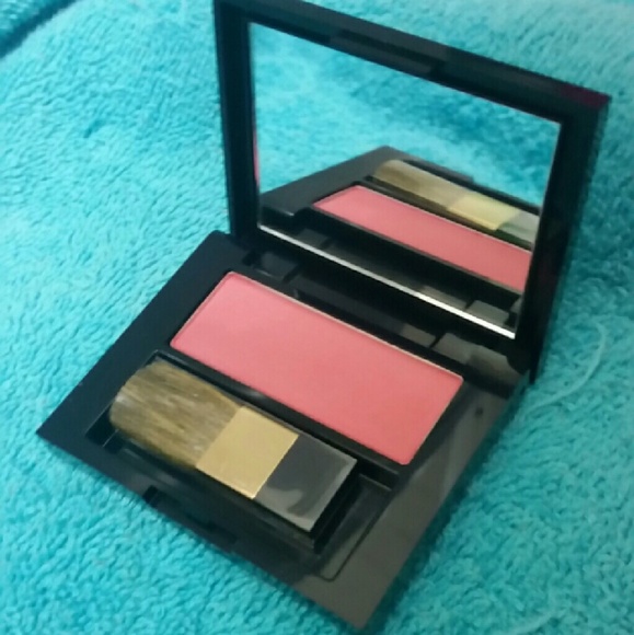 Estee Lauder Blush!