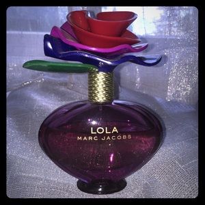 Marc Jacobs Lola Perfume