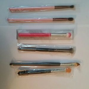 NEW-Makeup brushes