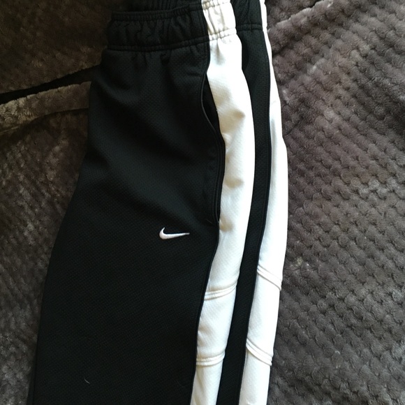 Nike sweats - Picture 4 of 4