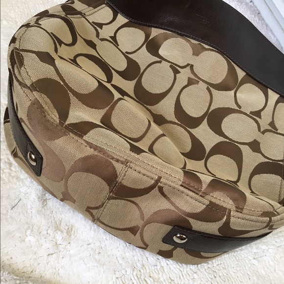 Coach Shoulder Bag - Picture 4 of 4