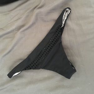 black acacia pavils bottoms