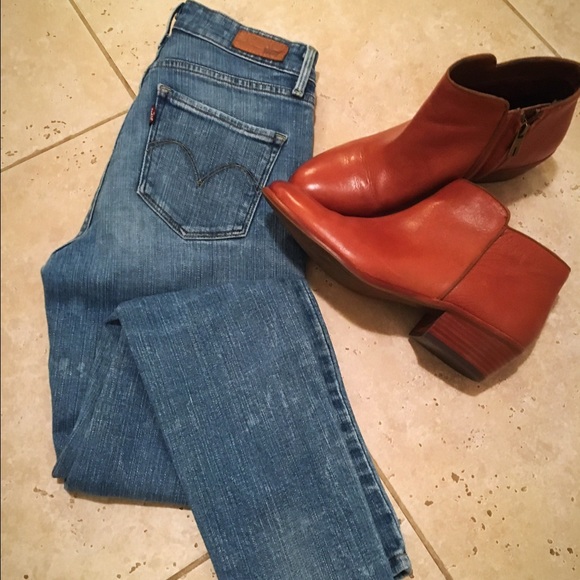 Adorable Levi Skinny Jeans