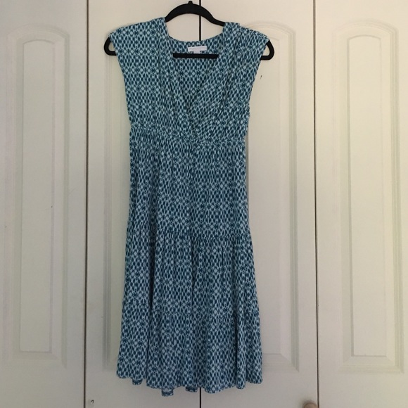 Stretchy deep V, Knee length dress