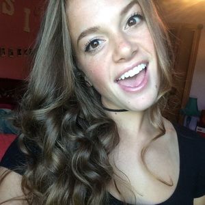 Meet your Posher, Kelsi