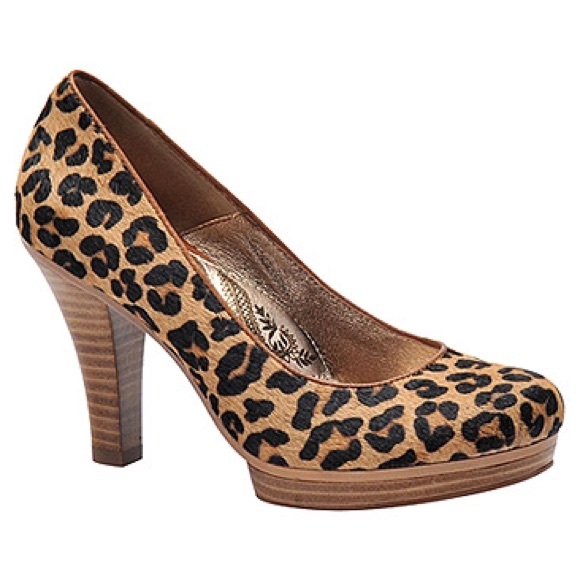 Sofft Broadway Leopard Calfhair Pumps