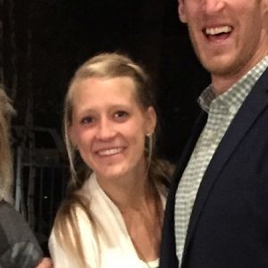 Meet your Posher, Holly