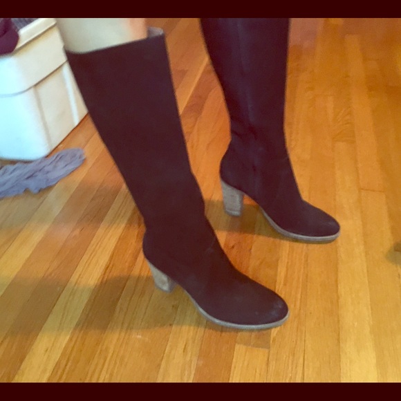 Ecco black suede boots