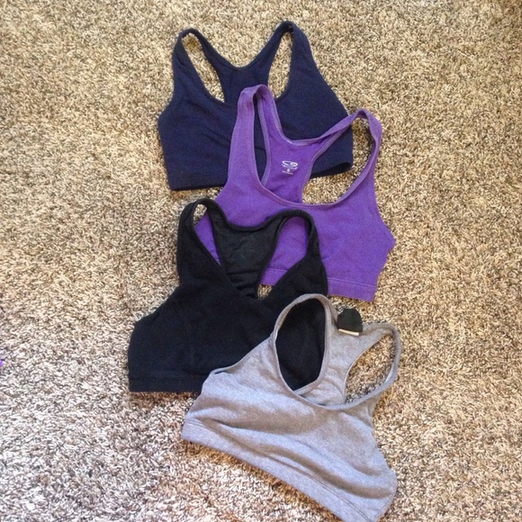 4 cloth sports bras
